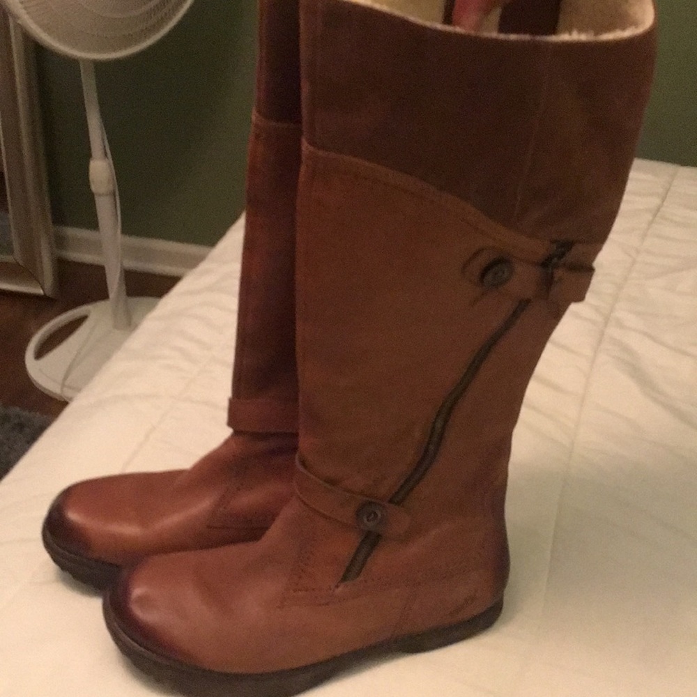 Gently used Kalso Earth Boots